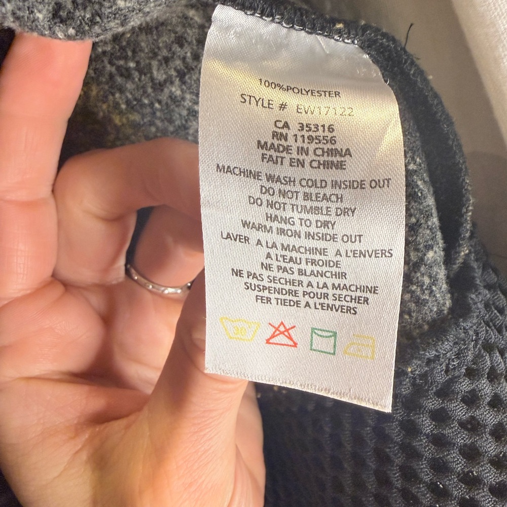 Graphic Patterned Zip-Up Jacket - Picture 9 of 9